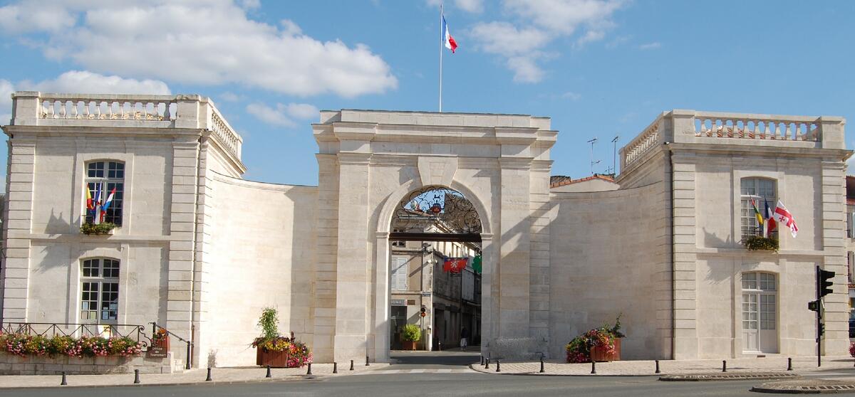 Porte chalon rénovée 2 (2)