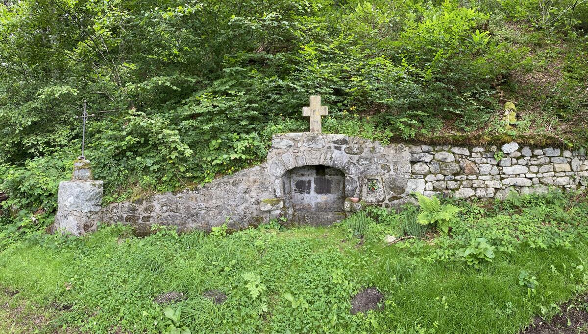 SERMUR_Fontaine Saint-Roch  (3)