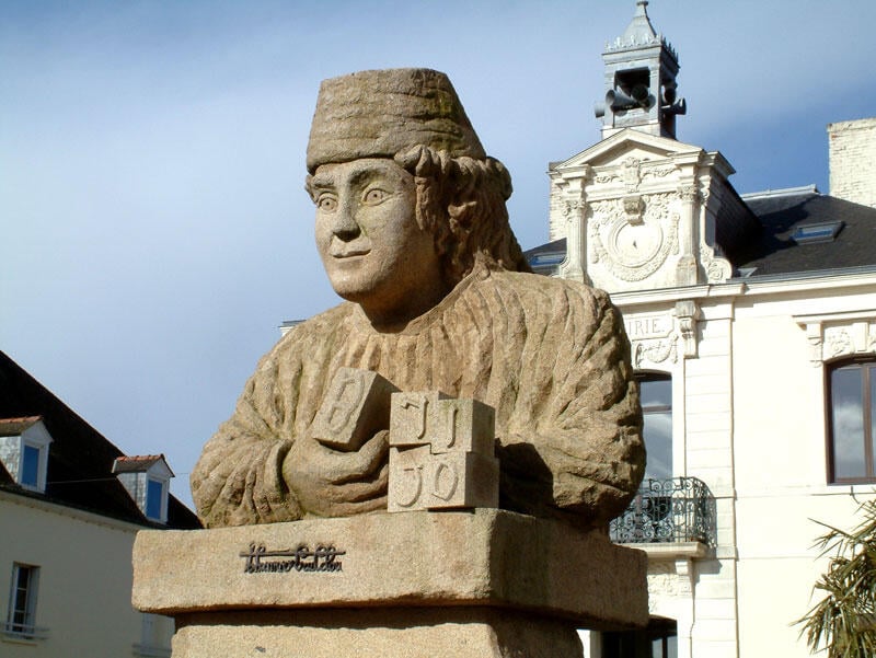 Statue de Jean Brito à Pipriac