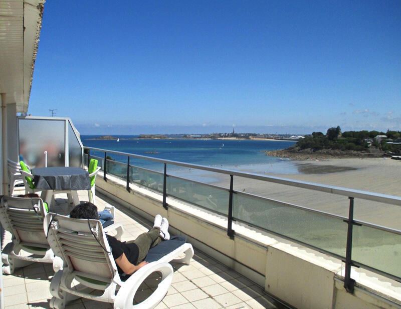 Le Crystal appt 901 à Dinard