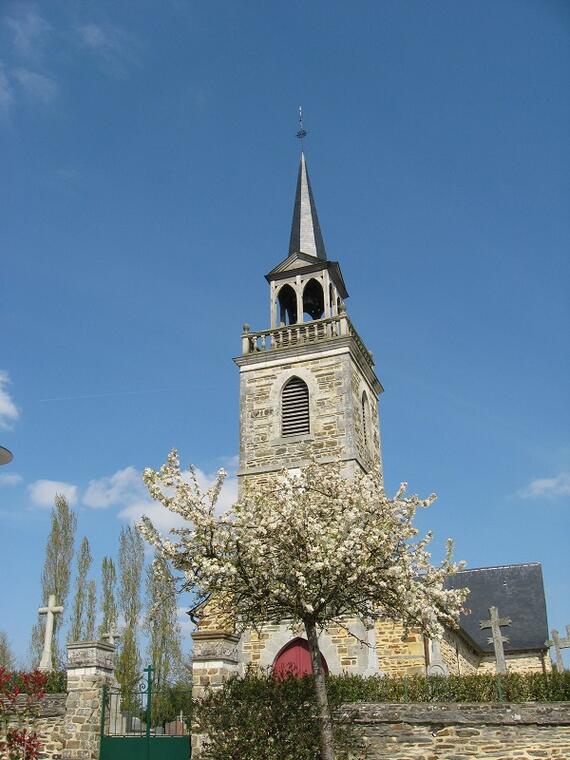 St aubin du pavail - église