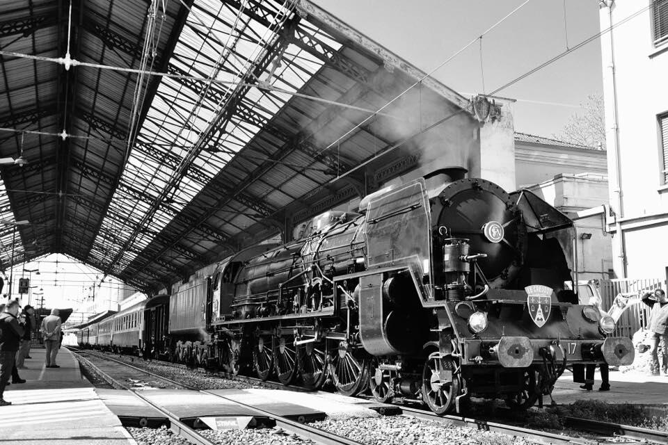 241P17 en Gare d'Avignon NB