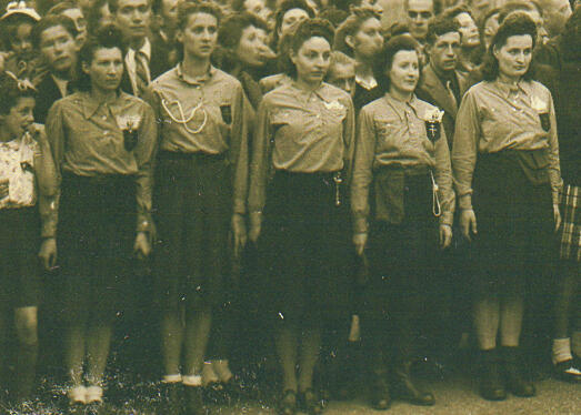 Janette Colas et des résistantes du maquis du Loup à la Libération sept. 44