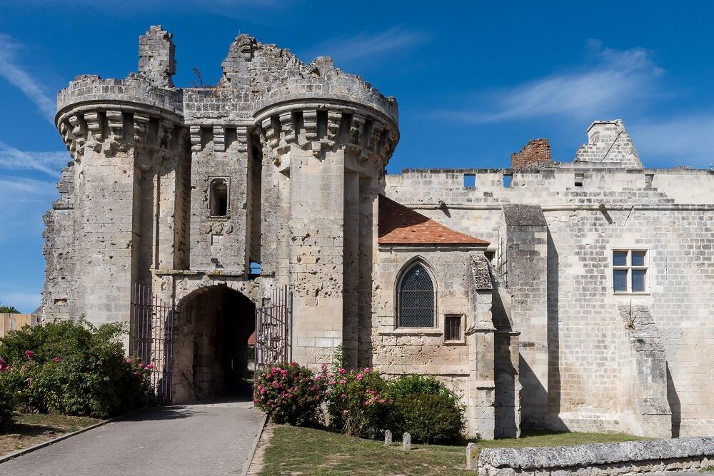 Château de Berzy-le-Sec < Berzy-le-Sec < Aisne