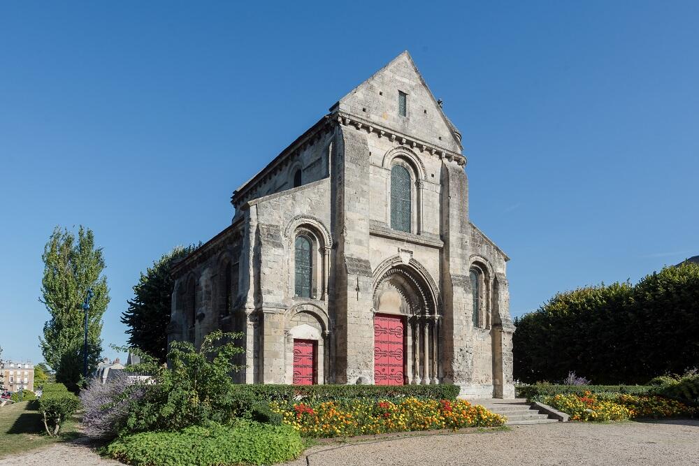 Eglise Saint-Pierre < Soissons < Aisne