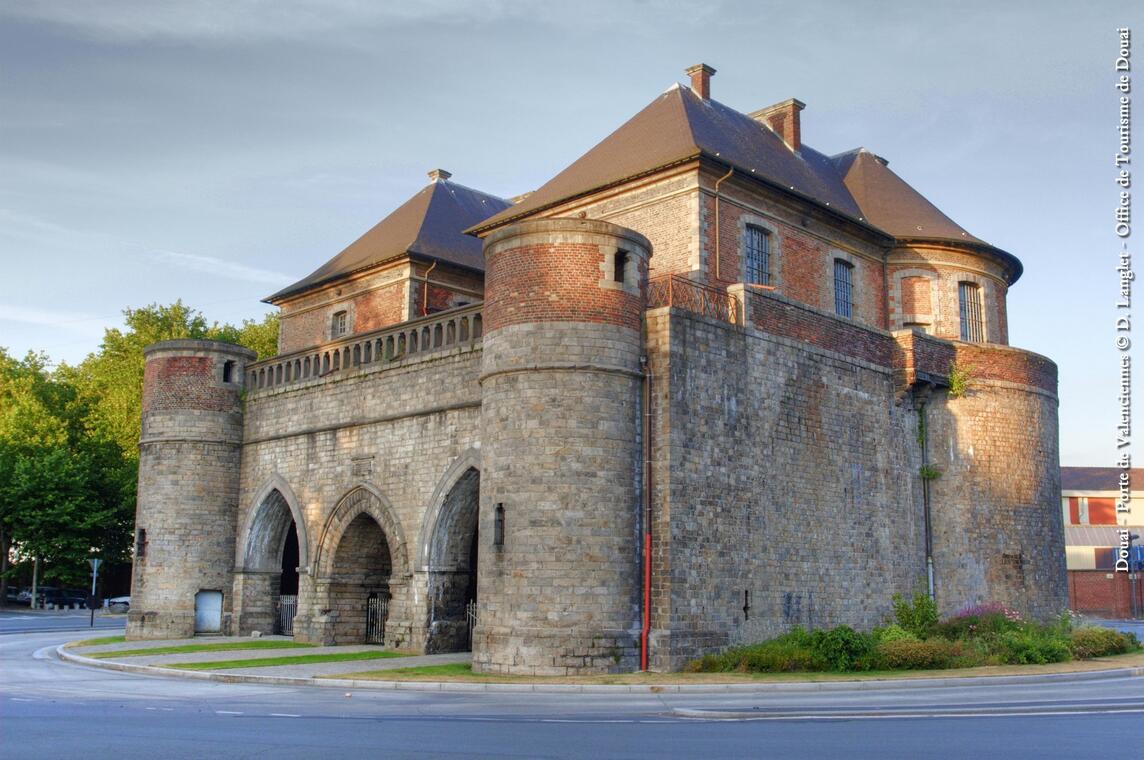 Douai haut porte de Valenciennes-fortification-trace-Douaisis-Nord-France (c) D Langlet - Douaisis Tourisme