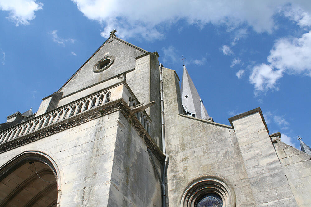 Eglise Notre-Dame < Marle < Aisne < Hauts-de-France