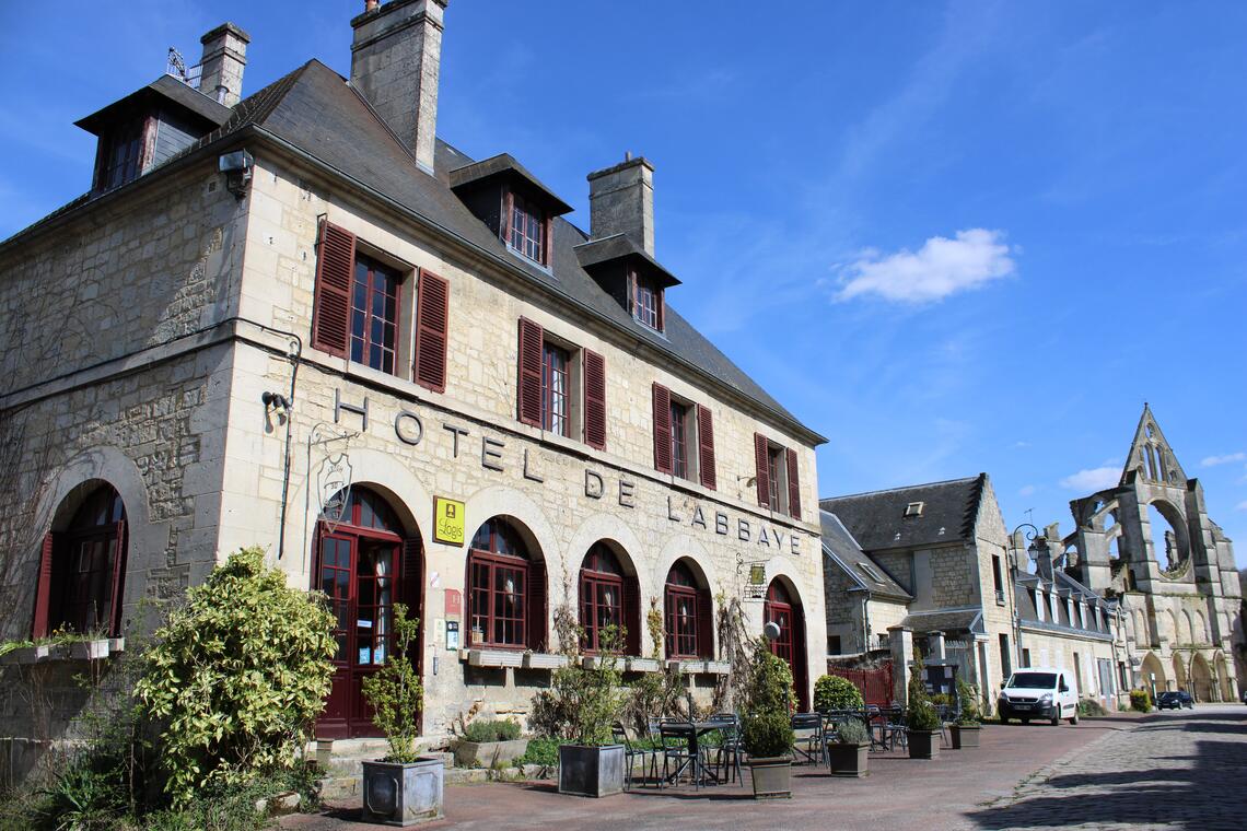 Restaurant de l'hotel de l'abbaye Longpont