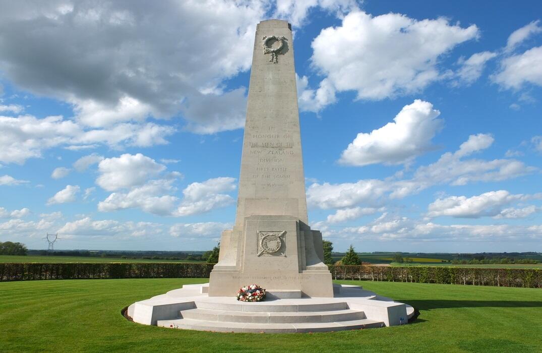 Longueval-memorialNZ-SommeTourisme-AL--10-