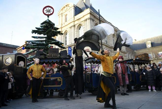 Parade Le grand voyage d'Harry Potter