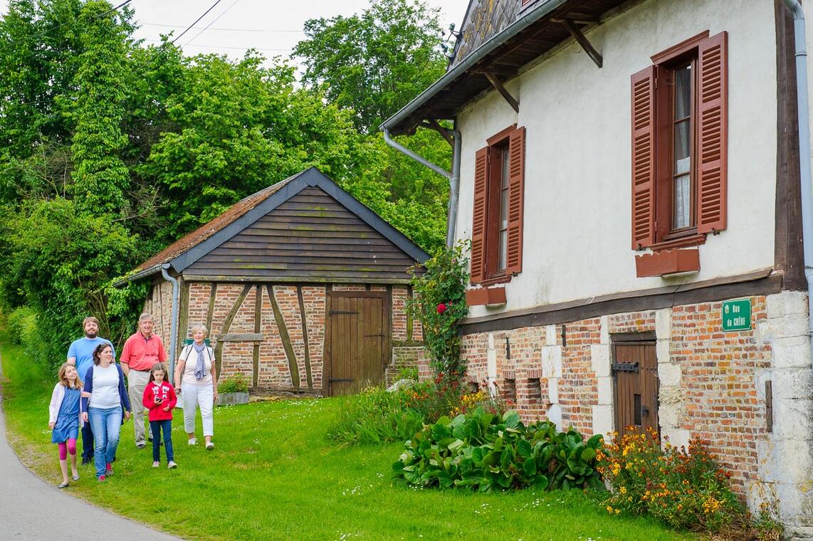 Village de Parfondeval < Thiérache < Aisne