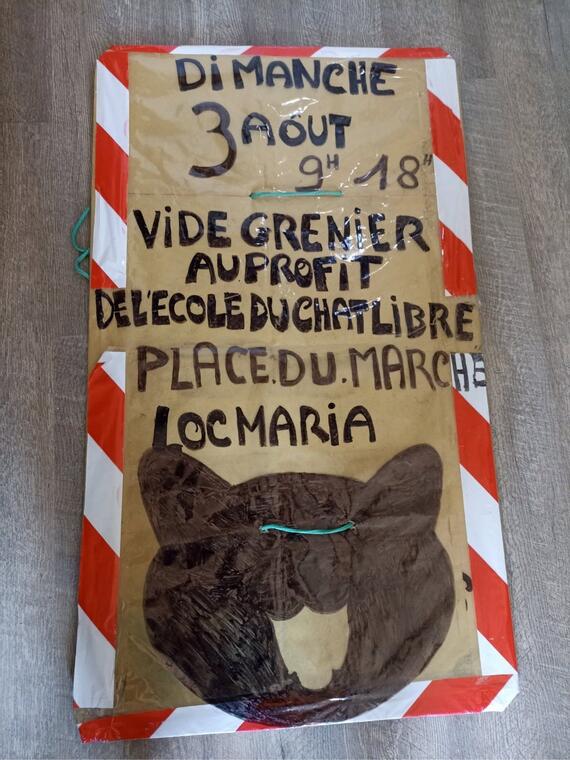 vide grenier.jpg