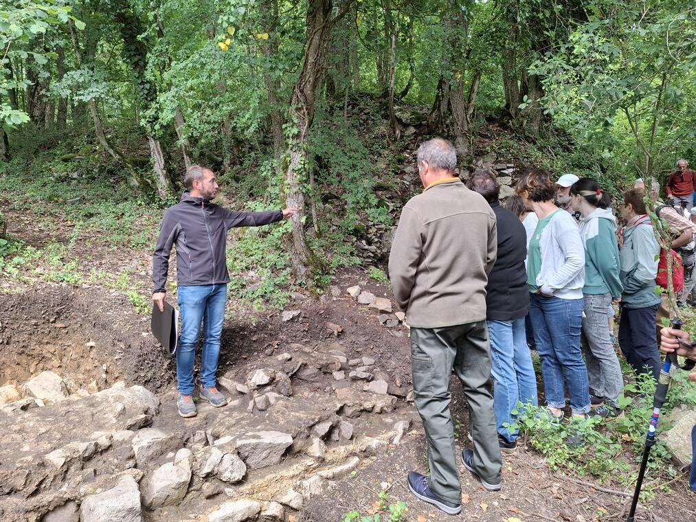 Visite commentée : À la recherche du Castrum Thigernum - Journées départementales de l'Archéologie_Thiers