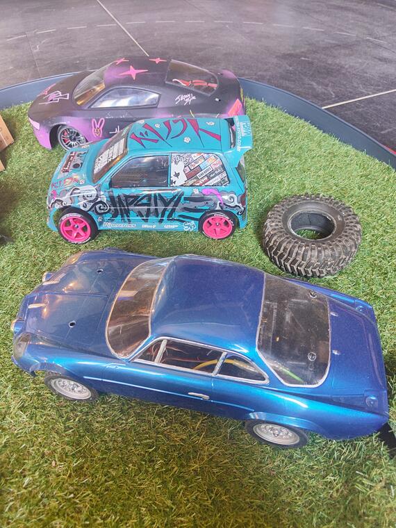 Animation voitures RC électriques de drift_Flumet