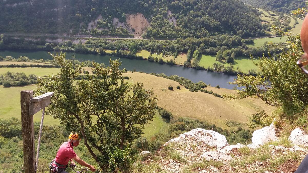 Rappel de la Pivoine - Roches du Jarbonnet