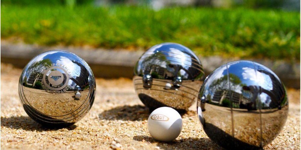 Concours de pétanque