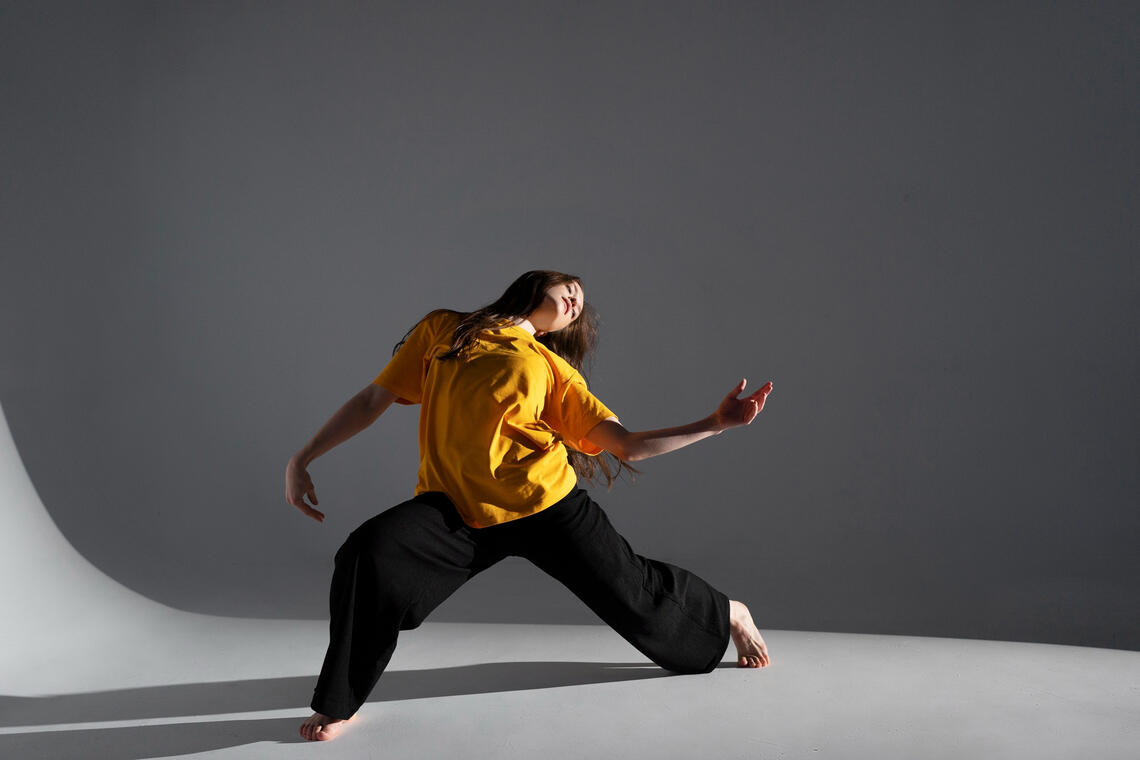 Danse contemporaine - adultes_Les Bordes-sur-Arize