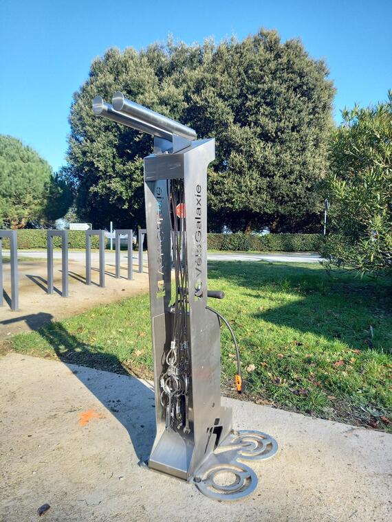 Station de réparation et de gonflage pour vélo_Fouras-les-Bains