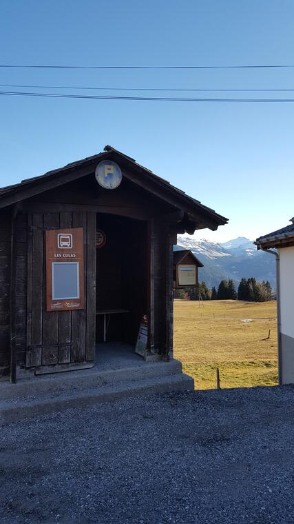 arret-navettes-les-culas-hautelcue