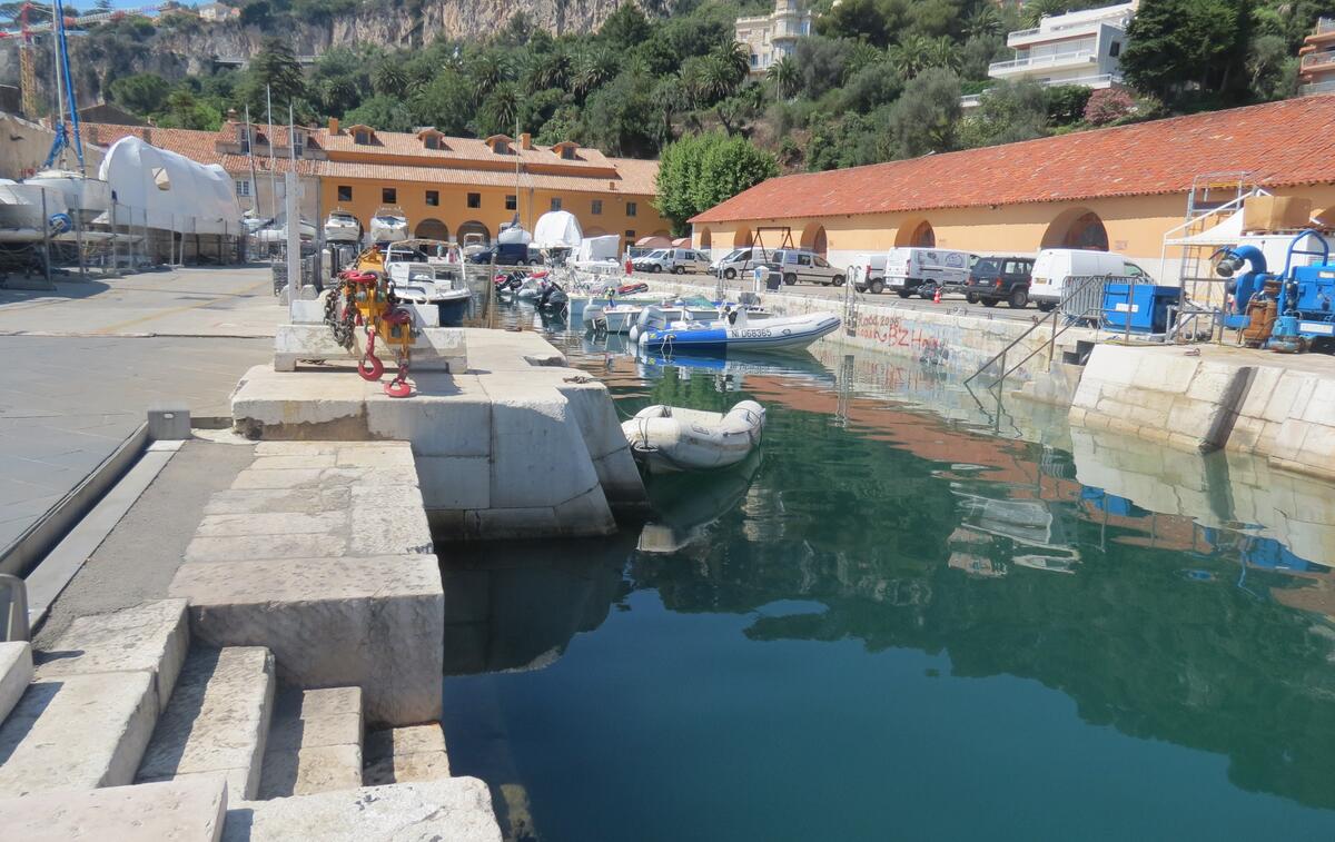 Bassin de Radoub (VillefranchesurMer) ProvenceAlpesCôte d'Azur Tourisme Bassin de Radoub (VillefranchesurMer) ProvenceAlpesCôte d'Azur Tourisme