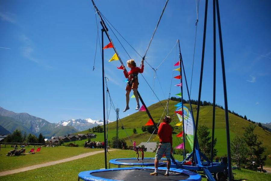 Trampolines à élastiques (VillarddeLans) Office de tourisme de