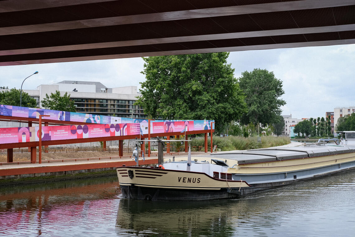 Héritage Olympique aux abords du canal Saint-Denis