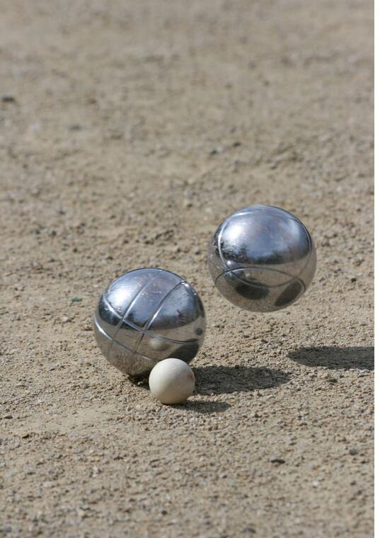 Concours de pétanque