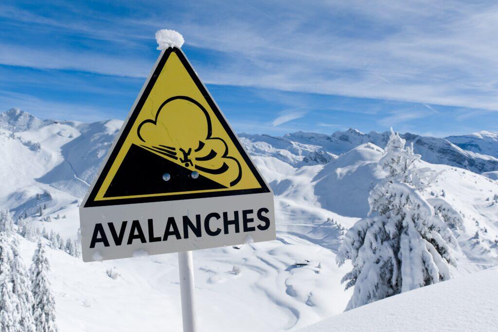 Sensibilisation neige et avalanches et dérangement de la faune_Abriès-Ristolas