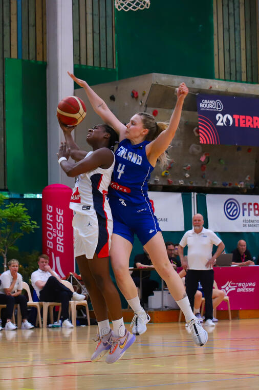 Match de basket féminin