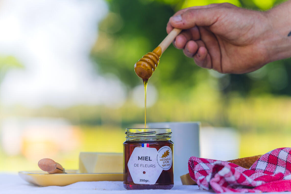 Initiation à la dégustation aux Abeilles de Méllonia_Curtafond