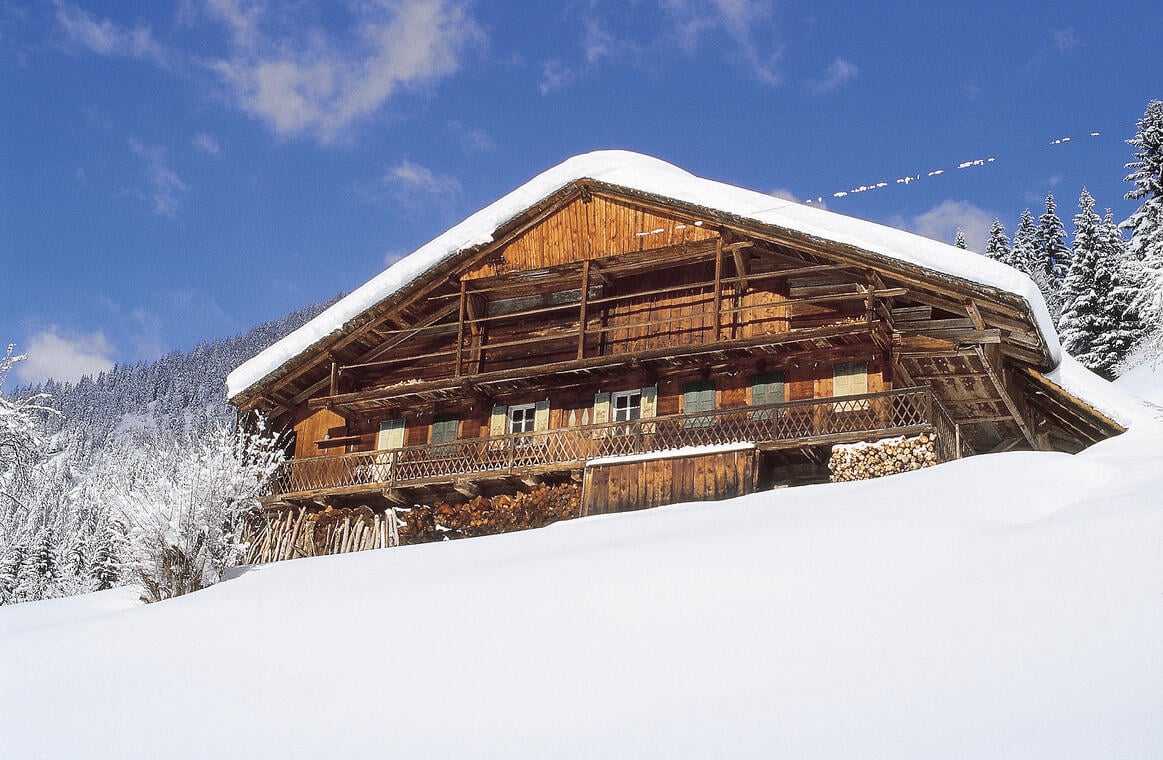 Ferme, Châtel