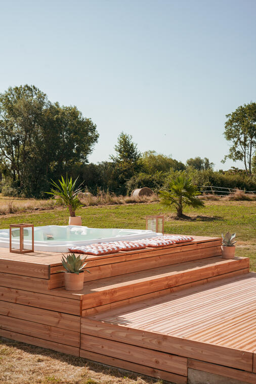 jacuzzi