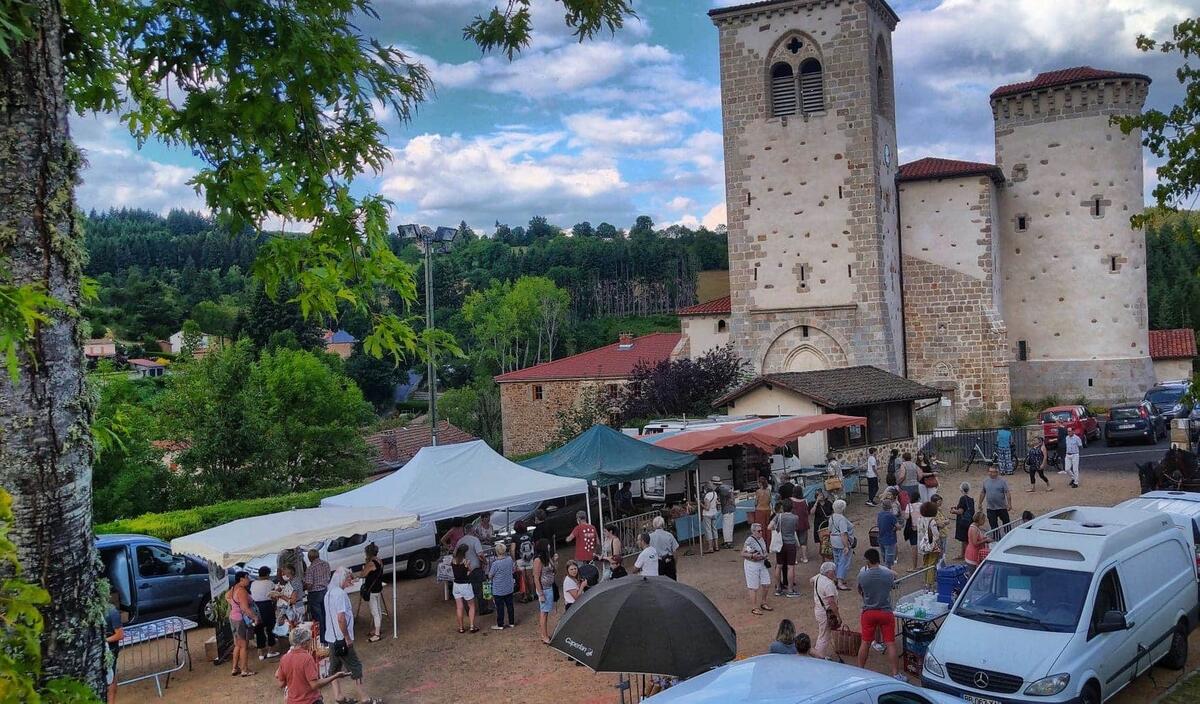 Marché de producteurs locaux - Auzelles