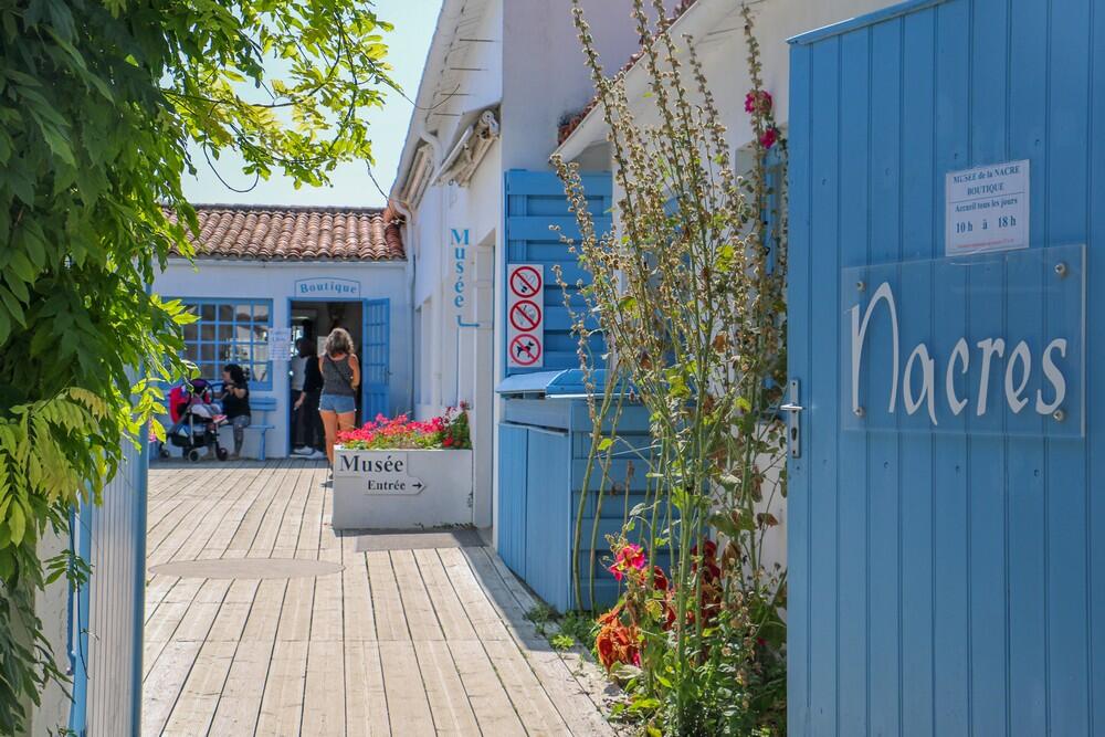 Maison de Nacre