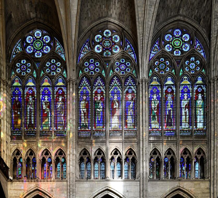 Basilique cathédrale de Saint-Denis vitraux CMN