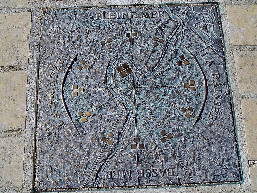 Horloge des marée - place Colbert à Rochefort