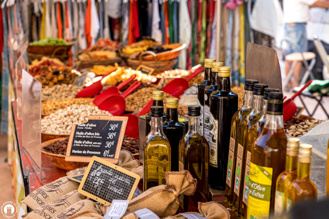 Marché Port Grimaud