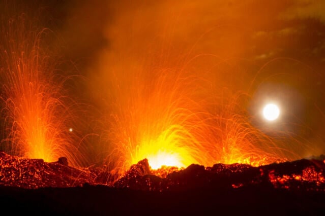 Piton De La Fournaise Sainte Rose Ile De La Reunion Tourisme