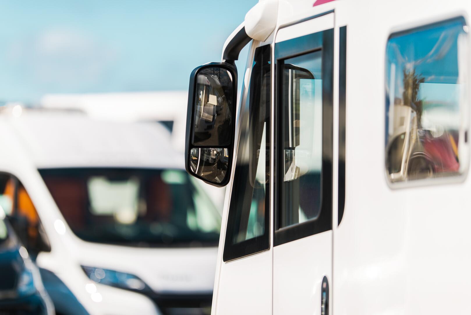 aire-camping-car-iStock-854514168.jpg