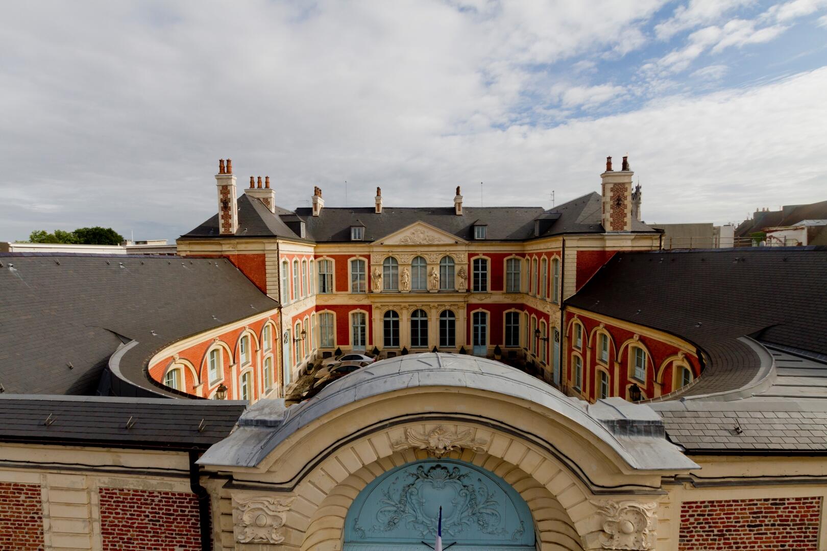Hôtel d'Aoust - Cour administrative d'appel - Douai - Douaisis (c)ADLanglet.jpeg