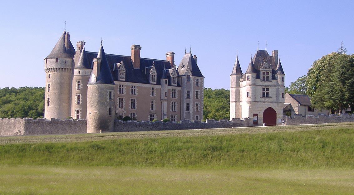 Chateau Montpoupon.jpg