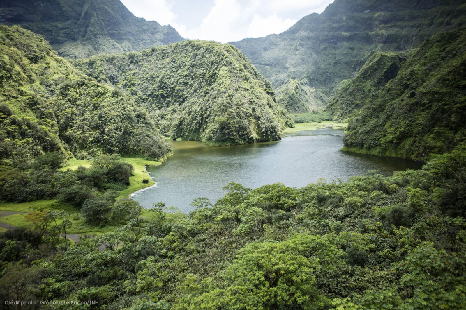 Le Lac Vaihiria à Mataiea Tahiti Tourisme © Grégoire Le Bacon.jpg