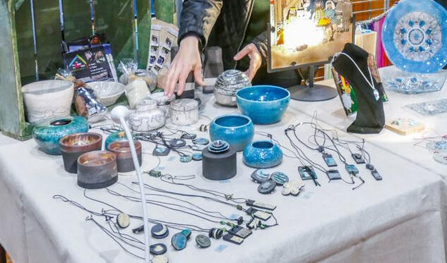 STAND BIJOUX (1).jpg
