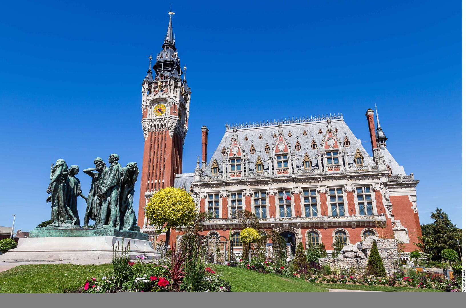 Calais Hôtel de ville 1 - Fred Collier.jpg