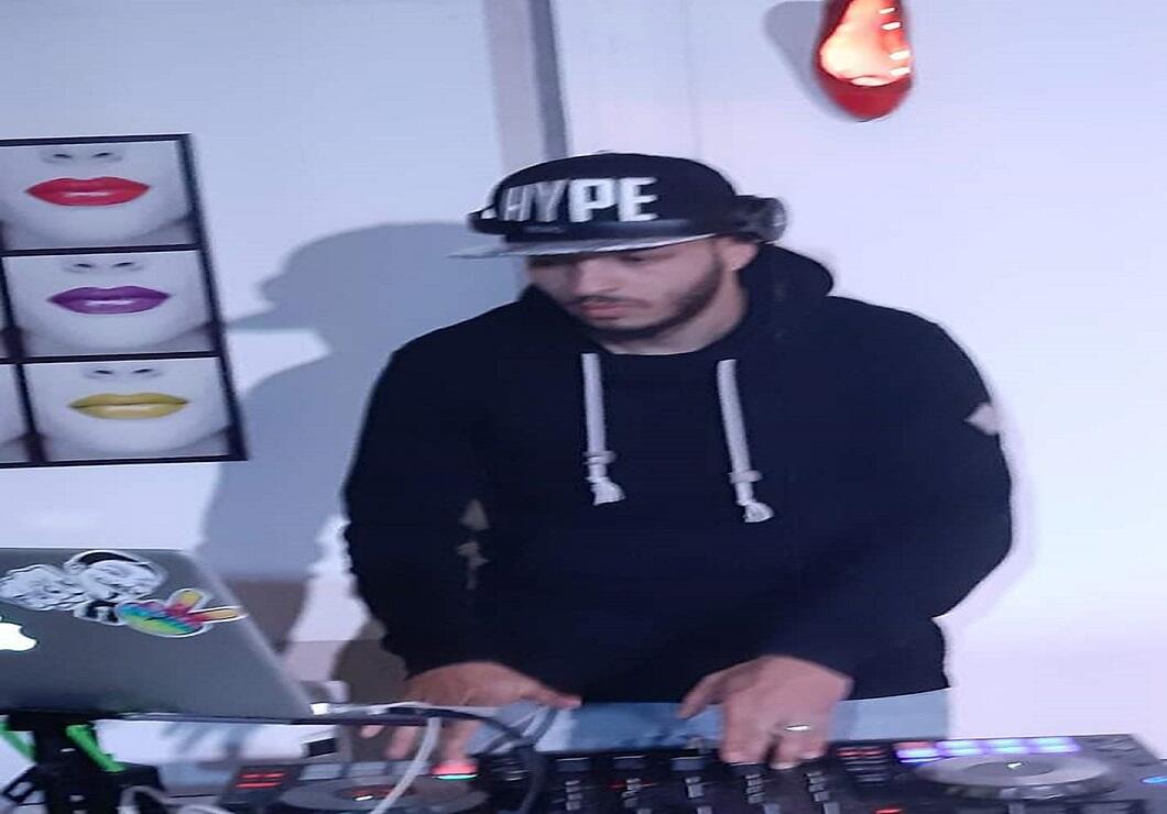 86934293_139290950888968_569970794726162432_n.jpg