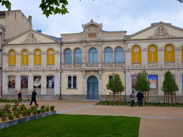 MBA-Facade-2015-GAMBETTA-IMG-9746.jpg