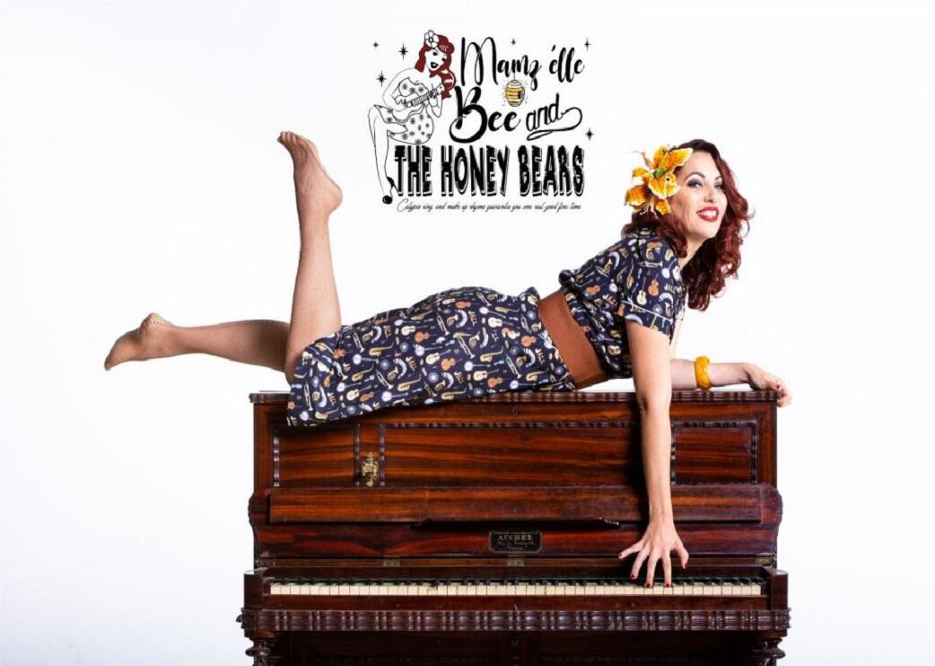 01_MAMZ'ELLE_BEE_AND_THE_HONEY_BEARS2.jpg