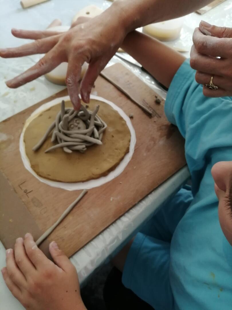 Atelier_ceramique_en_famille.jpg