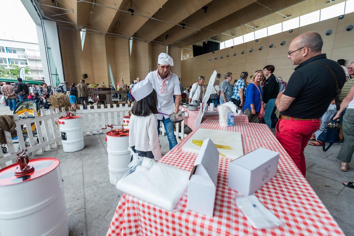 Marché des artisans et la ferme pédagogique 27 et 28 juillet.jpg