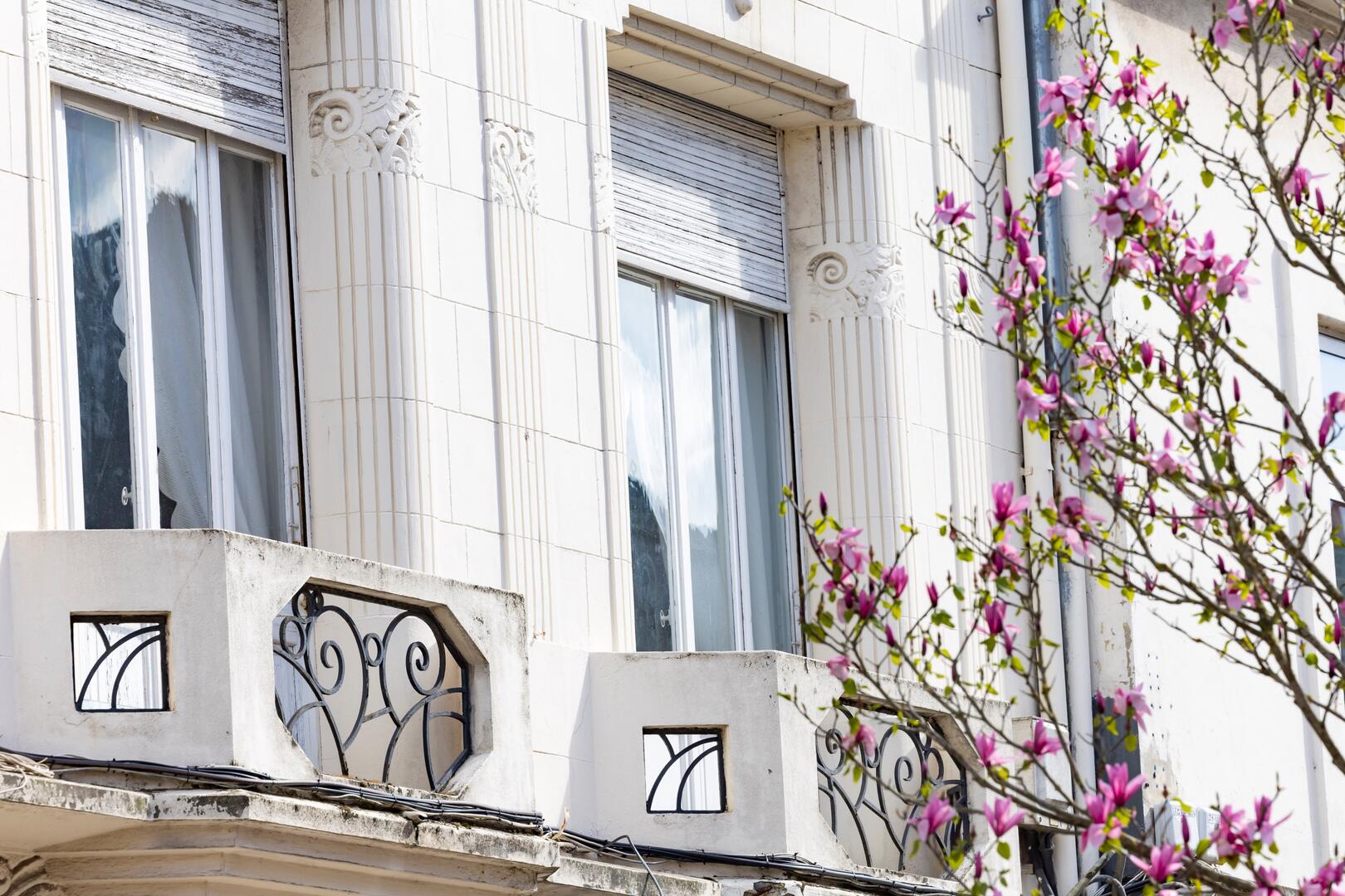 Façade Art déco - architecture - printemps - Douai - Douaisis - Nord - France (c)ADLanglet.jpg